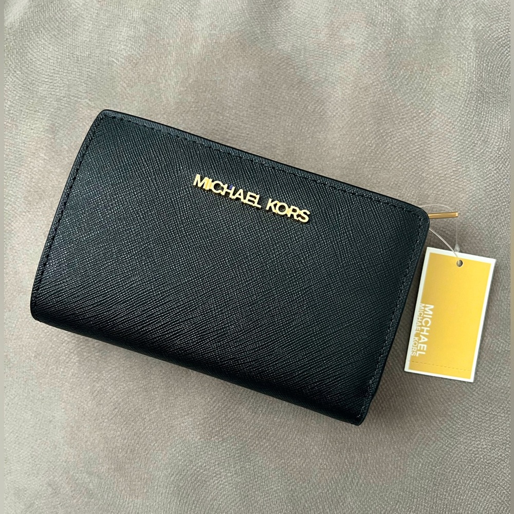 Michael kors black wallet NWT